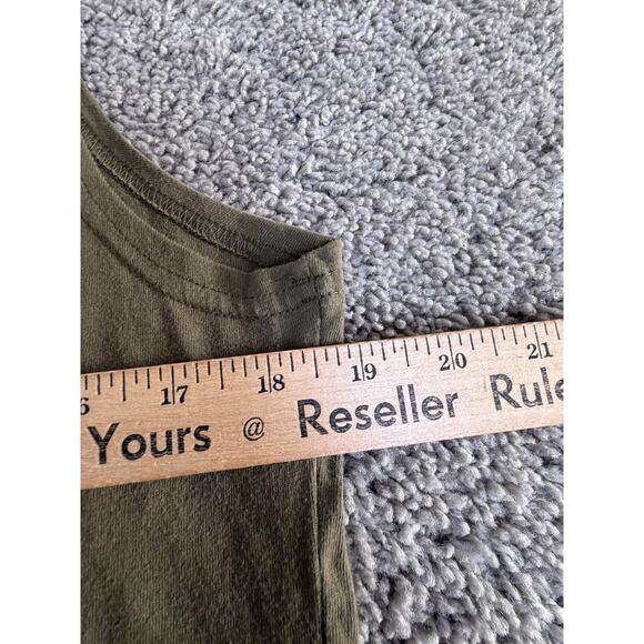 Star Wars Tank Womens L Green The Mandalorian Grogu Crew Neck Tagless Sleeveless - Picture 5 of 6